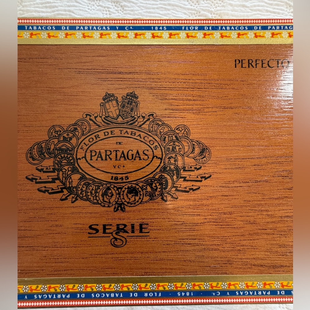 Cigar Box Wood Partagus collectors item